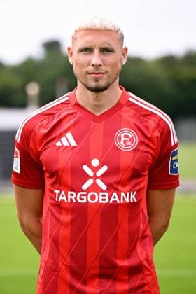 Jona Niemiec; Fortuna Düsseldorf; 2.BL, Porträttermin 2024 2025