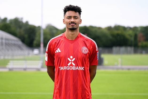 Emmanuel Iyoha; Fortuna Düsseldorf; 2.BL, Porträttermin 2024 2025