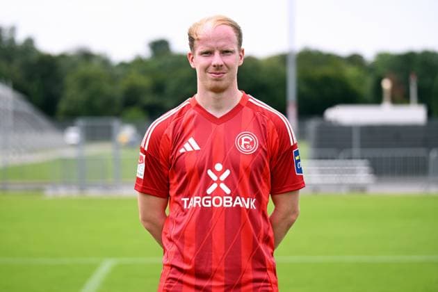 Dennis Jastrzembski; Fortuna Düsseldorf; 2.BL, Porträttermin 2024 2025