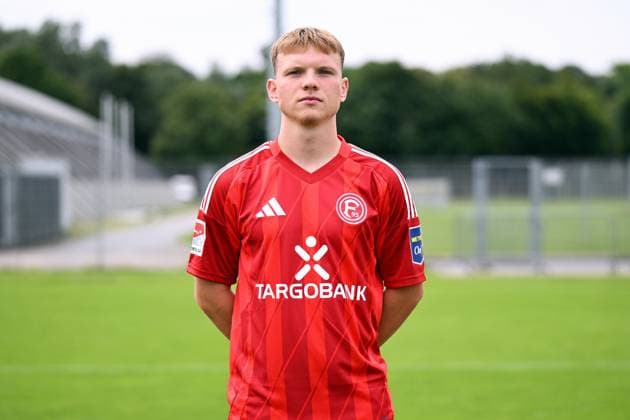 Daniel Bunk; Fortuna Düsseldorf; 2.BL, Porträttermin 2024 2025
