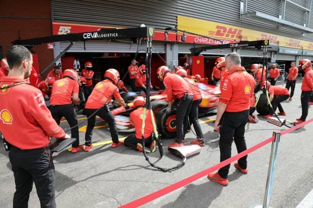 Stavelot, Belgien 26.- 28. Juli 2024: FIA - Formel 1 - WM - Großer Preis Belgien - Circuit de Spa-Francorchamps - 2024 Im Bild: Ferrari Boxenstopp Training Circuit de Spa-Francorchamps Copyright: xFotostandx xHorstxBernhardtx