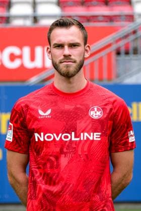Boris Tomiak (1. FC Kaiserslautern, 02), GER, 1. FC Kaiserslautern, 2. Bundesliga, Portraettermin 2024 2025, 25.07.2024. GER, 1. FC Kaiserslautern, 2. Bundesliga, Portraettermin 2024 2025, 25.07.2024. Kaiserslautern