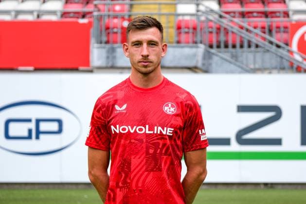Daniel Hanslik (1. FC Kaiserslautern, 19), GER, 1. FC Kaiserslautern, 2. Bundesliga, Portraettermin 2024 2025, 25.07.2024. GER, 1. FC Kaiserslautern, 2. Bundesliga, Portraettermin 2024 2025, 25.07.2024. Kaiserslautern