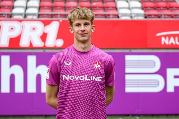 Fabian Heck (1. FC Kaiserslautern, 28), GER, 1. FC Kaiserslautern, 2. Bundesliga, Portraettermin 2024 2025, 25.07.2024. GER, 1. FC Kaiserslautern, 2. Bundesliga, Portraettermin 2024 2025, 25.07.2024. Kaiserslautern