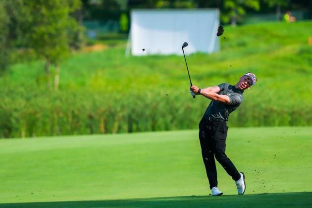 July 25, 2024, Blaine, Minnesota, USA: BEN WARIAN hits from the hole 10 fairway during the 2024 PGA, Golf Herren 3M Open at TPC Twin Cities on July 25, 2024. Blaine USA - ZUMAg254 20240725_zsp_g254_104 Copyright: xStevenxGarciax