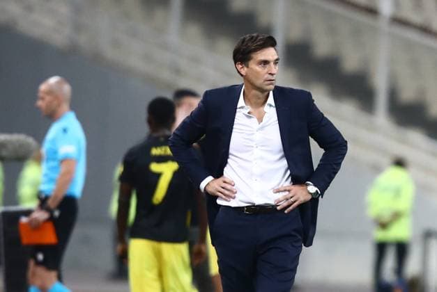 Diego Martin Alonso manager of Panathinaikos in action during the UEFA Europa League second qualifying round 1st leg match between Panathinaikos and Botev Plovdiv held in OAKA Arena in Athens, Greece, 25 July 2024. IMAGO ONE INCH PRODUCTIONS ATHENS Greece Copyright: xOnexInchxProductionsx 6281083