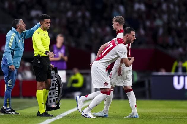 AMSTERDAM , 25-07-2024, JohanCruijff ArenA , Season 2024-2025. UEFA Europa League Second qualifying round Football between Ajax and Vojvodina , Ajax player Branco van den Boomen player substitution. Ajax - Vojvodina  x25835792x Copyright: