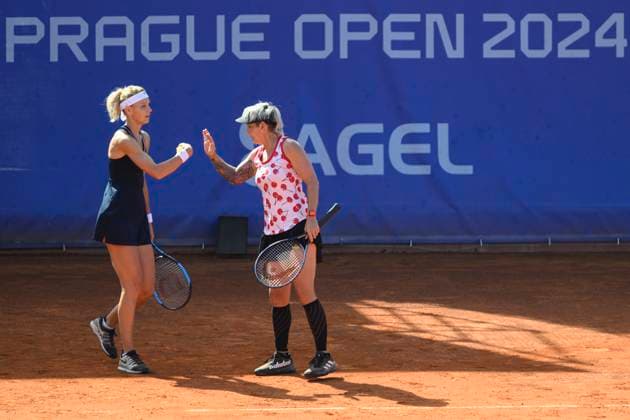From left Lucie Safarova of Czech and Bethanie Mattek-Sands of USA in action during doubles final match against Czech players Katerina Siniakova and Barbora Krejcikova witthin the WTA, Tennis Damen women s tennis tournament Livesport Prague Open 2024 in Prague, Czech Republic, July 26, 2024. (CTKxPhoto MichalxKamaryt) CTKPhotoP2024072603711  CTKPhotoP2024072603711