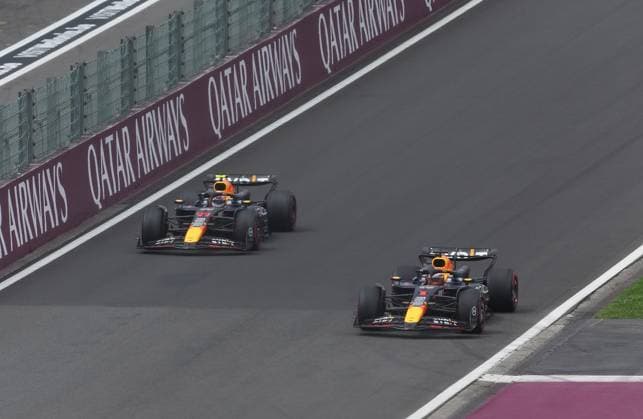 Formula 1 Rolex Belgian Grand Prix 2024 26.07.2024, Circuit de Spa-Francorchamps, Spa-Francorchhamps, Formula 1 Rolex Belgian Grand Prix 2024 , im Bild Max Verstappen (NLD), Oracle Red Bull Racing, Sergio Perez (MEX)