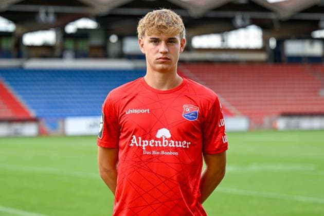 Maximilian Hennig; SpVgg Unterhaching; 3.Liga, Porträttermin 2024 2025