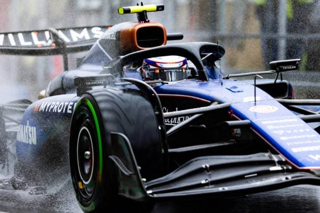 02 SARGEANT Logan (usa), Williams Racing FW46, action during the Formula 1 Rolex Belgian Grand Prix 2024, 14th round of the 2024 Formula One World Championship, WM, Weltmeisterschaft from July 26 to 28, 2024 on the Circuit de Spa-Francorchamps, in Stavelot, Belgium - F1 - BELGIAN GRAND PRIX 2024 DPPI Panoramic  240727_R14_BELGIO_DP_JFR68296.CR3_