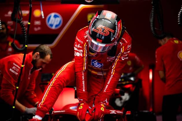 SAINZ Carlos (spa), Scuderia Ferrari SF-24, portrait during the Formula 1 Rolex Belgian Grand Prix 2024, 14th round of the 2024 Formula One World Championship, WM, Weltmeisterschaft from July 26 to 28, 2024 on the Circuit de Spa-Francorchamps, in Stavelot, Belgium - F1 - BELGIAN GRAND PRIX 2024 DPPI Panoramic  240727_R14_BELGIO_DP__F_12411.CR2 -Aprimorado-NR