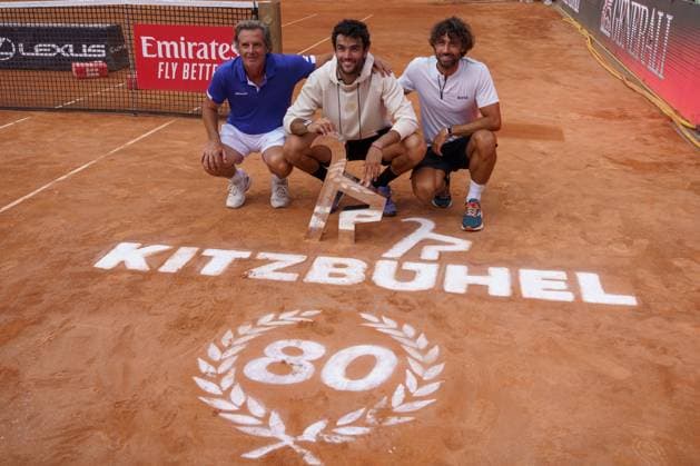 Generali Open ATP, Tennis Herren 250 2024; Kitzbühel, 27.07.2024 Matteo Berrettini (ITA, Italien) mit seinem Team bei der Siegerehrung der Generali Open; Generali Open 2024, ATP 250, Sportpark Kitzbühel am 27.07.2024, Kitzbühel. Copyright: xBEAUTIFULxSPORTSx Pajonkx