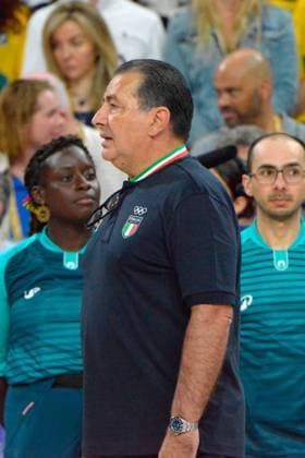 Ferdinando De Giorgi (Italy head coach) during Men s volleyball - Italy vs Brazil, Olympic Games, Olympische Spiele, Olympia, OS Paris 2024 in Paris, France, July 27 2024  Copyright: xPasqualexGolia IPAxSportx xipa-ax xx IPA_48309298 IPA_Agency_IPA48309298