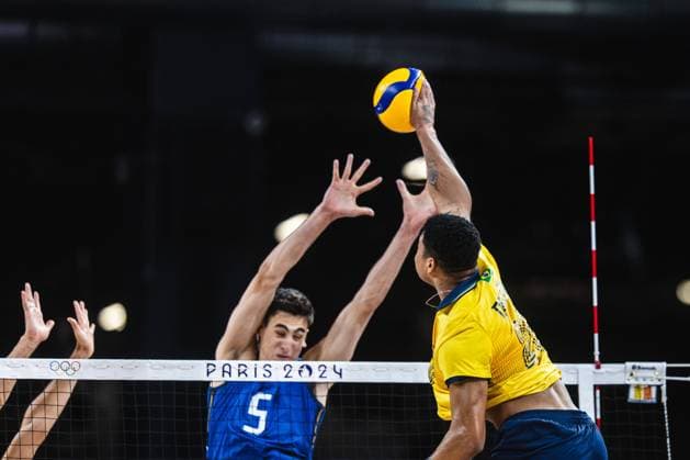 Italy x Brazil PARIS, IF - 27.07.2024: ITALY X BRAZIL - Volleyball - Paris 2024 Olympics - Brazil (Photo: Luca Castro Fotoarena) x2581249x  LucaxCastro