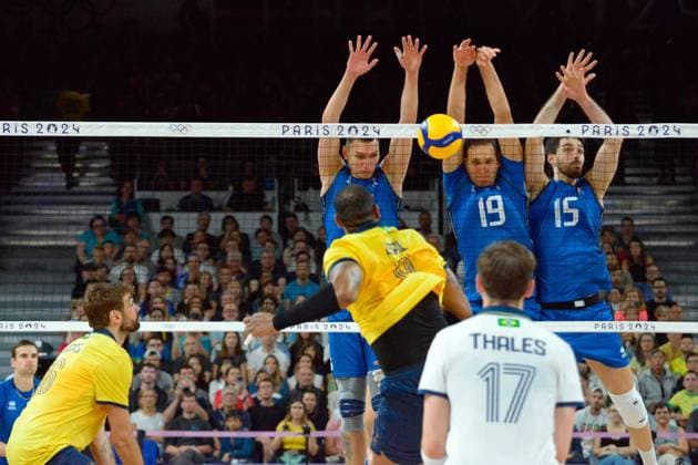 Olympic Games, Olympische Spiele, Olympia, OS Paris 2024 - Men s volleyball - Italy vs Brazil Action of the match during Men s volleyball - Italy vs Brazil, Olympic Games Paris 2024 in Paris, France, July 27 2024 Paris France  Copyright: xIPAxSport ABACAx