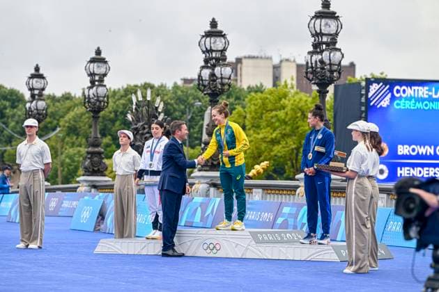 Paris 2024 Olympic Games, Olympische Spiele, Olympia, OS - 27 07 2024 PARIS, FRANCE - JULY 27 : Brown Grace (AUS) Cycling - Road - Individual Time Trial (Female), Dygert Chloe (USA) Cycling - Road - Individual Time Trial (Female), Henderson Anna (GBR) Cycling - Road - Individual Time Trial (Female) on the podium pictured during the XXXIII Paris 2024 Summer Olympic Games on July 27, 2024 in Paris, France, 27 07 2024 Paris France  Copyright: xVincentxKalutx