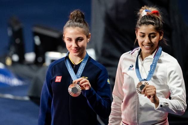 240727 Tara Babulfath of Sweden and Shirine Boukli of France at the price ceremony after women™s -48kg judo finals during day 1 of the Paris 2024 Olympic Games, Olympische Spiele, Olympia, OS on July 27, 2024 in Paris. Photo: Ludvig Thunman BILDBYRAN kod LT LT0643 judo olympic games olympics os ol olympiska spel olympiske leker paris 2024 paris-os paris-ol 1 bbeng jubel Copyright: LUDVIGxTHUNMAN BB240727LT176