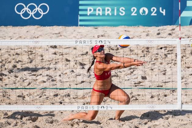 July 28, 2024, Paris, Paris, FRANCE: Fernandez Steiner Liliana of Spain in action during Beach volleyball, Beachvolleyball women s preliminary phase - Pool A on Eiffel Tower Stadium - Centre Court during the Paris 2024 Olympics Games on July 28, 2024 in Paris, France. Paris FRANCE - ZUMAa181 20240728_zaa_a181_007 Copyright: xAlvaroxDiazx