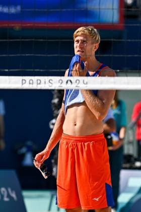 Olympische Spiele (Beachvolleyball); Paris 28.07.2024 Vorrunde, Herren, NED vs ITA, Steven Van De Velde Copyright: xBEAUTIFULxSPORTS TomxBlochx