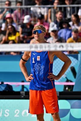 Olympische Spiele (Beachvolleyball); Paris 28.07.2024 Vorrunde, Herren, NED vs ITA, Steven Van De Velde Copyright: xBEAUTIFULxSPORTS TomxBlochx