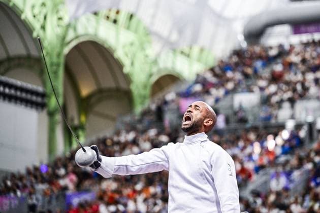 Bilder des Jahres 2024, Sport 07 Juli Sport Themen der Woche KW30 Sport Bilder des Tages Belgian fencer Neisser Loyola celebrates after winning a fencing bout between Swiss Bayard and Belgian Loyola, in the table of 32 of the men s epee individual competition at the Paris 2024 Olympic Games, Olympische Spiele, Olympia, OS on Sunday 28 July 2024 in Paris, France. The Games of the XXXIII Olympiad are taking place in Paris from 26 July to 11 August. The Belgian delegation counts 165 athletes competing in 21 sports. DIRKxWAEM  x97228262x