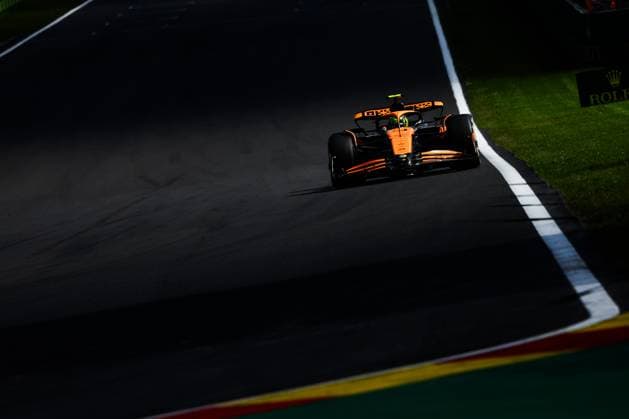 04 NORRIS Lando (gbr), McLaren F1 Team MCL38, action during the Formula 1 Rolex Belgian Grand Prix 2024, 14th round of the 2024 Formula One World Championship, WM, Weltmeisterschaft from July 26 to 28, 2024 on the Circuit de Spa-Francorchamps, in Stavelot, Belgium - F1 - BELGIAN GRAND PRIX 2024 DPPI Panoramic  240728_R14_BELGIO_DP_FG006475
