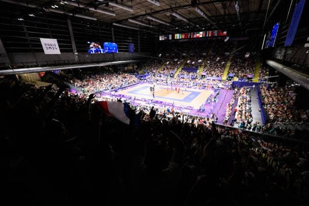 28.07.2024, Paris, Arena Paris Süd Volleyball, Olympische Spiele, Vorrunde, Frankreich (FRA) vs. Serbien (SRB) General view Übersicht Uebersicht Arena Paris Süd Feature Fans Zuschauer