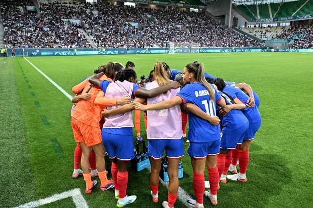 Team (France), women football, Argentina vs Morocco , Women preliminary round during the Olympic Games, Olympische Spiele, Olympia, OS Paris 2024 JO 2024 : FOOTBALL FEMININ - France vs Canada - Jeux Olympiques 2024 - Paris2024 - Saint-Etienne - 28 07 2024 DPPI Panoramic 