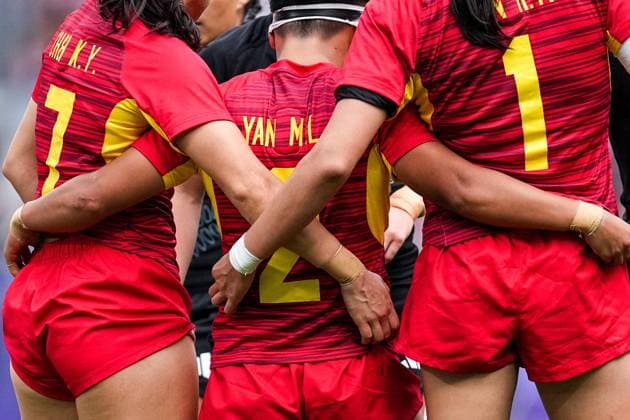 Sport Themen der Woche KW30 Sport Bilder des Tages (240728) -- PARIS, July 28, 2024 -- Chen Keyi (L), Yan Meiling (C) and Ruan Hongting (R) of China react during the rugby sevens women s pool A match between China and New Zealand at the Paris 2024 Olympic Games, Olympische Spiele, Olympia, OS in Paris, France, on July 28, 2024. ) (PARIS2024)FRANCE-PARIS-OLY-RUGBY SEVENS XuxChang 