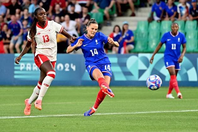 JEUX OLYMPIQUES PARIS 2024 PHOTOPQR LE PROGRES Rémy PERRIN - Saint-Étienne 28 07 2024 - JO Paris 2024 -Match de football féminin Jeux Olympiques Paris 2024 entre la France et le Canada. Au stade Geoffroy-Guichard de Saint-Etienne. Toletti - The Paris 2024 Summer Olympic Games, Olympische Spiele, Olympia, OS (Jul 26-Aug 11, 2024). July 28, 2024