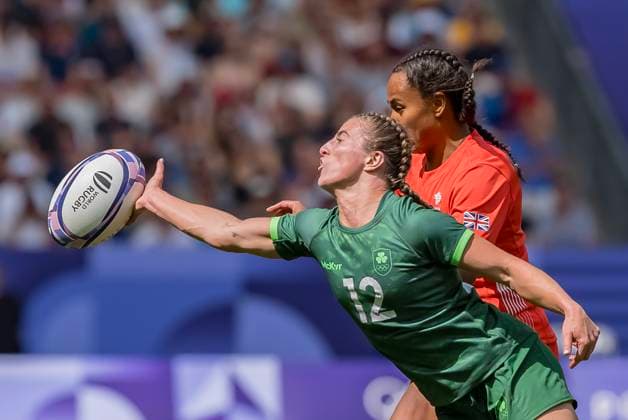 Sport Themen der Woche KW30 Sport Bilder des Tages July 28, 2024, Paris, Ile de France, France: Ireland back Emily Lane (IRL) (12) runs with the ball during their Women s Rugby Seven Pool B match against Team Great Britain (GBR) at the Sade de France Stadium stadium during the 2024 Paris Summer Olympics in Paris, France. Paris France - ZUMAa161 20240728_oly_a161_165 Copyright: xWalterxArcex