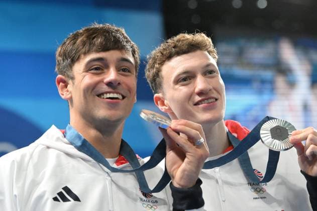 29th July 2024; Paris Olympic Games, Olympische Spiele, Olympia, OS Paris, France, Day 4; Aquatics Centre, Mens Synchronised 10m Platform diving final, Tom Daley and Noah Williams display their silver medals  ActionPlus12674112 SimonxWest