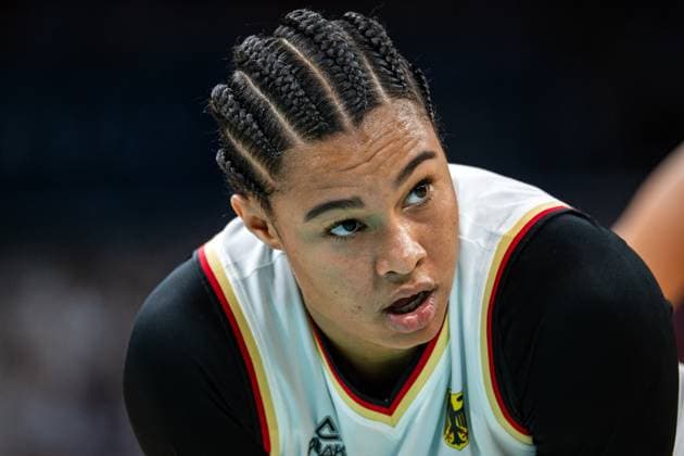 Olympische Spiele Paris 2024 Basketball Lille 29.07.2024 Vorrunde Frauen Damen Deutschland (GER) - Belgien (BEL) Satou Sabally (Deutschland, No.00) *** Olympic Games Paris 2024 Basketball Lille 29 07 2024 Preliminary round Women Women Germany GER Belgium BEL Satou Sabally Germany, No 00