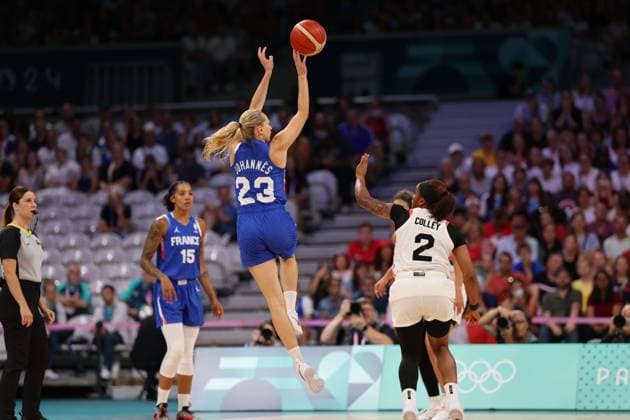 JEUX OLYMPIQUES PARIS 2024 PHOTOPQR VOIX DU NORD 1 ; 29 07 2024 ; JO 2024 - Basket ball feminin -FRANCE VS CANADA .Photo Alexis Christiaen (Pib) - La Voix du Nord - The Paris 2024 Summer Olympic Games, Olympische Spiele, Olympia, OS (Jul 26-Aug 11, 2024). Women s basket competition : Canada vs France - The Paris 2024 Summer Olympic Games (Jul 26-Aug 11, 2024). Women s basket competition : Canada vs France