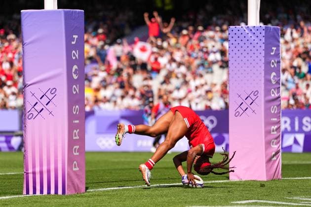 (240729) -- PARIS, July 29, 2024 -- Charity Williams of Cananda scores during the rugby sevens women s pool A match between China and Canada at Paris 2024 Olympic Games, Olympische Spiele, Olympia, OS in Paris, France, July 29, 2024. Xu Chang) (PARIS2024) FRANCE-PARIS-OLY-RUGBY SEVENS xuchang 