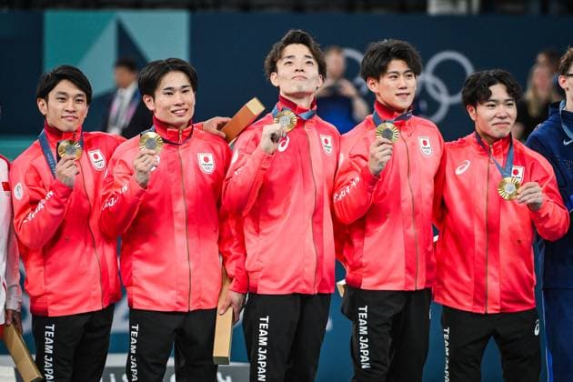 Team of Japan celebrate with his gold medal during the Artistic Gymnastics, MEN S TEAM FINAL, Olympic Games, Olympische Spiele, Olympia, OS Paris 2024 on 29 July 2024 at Bercy Arena in Paris, France - Photo Matthieu Mirville DPPI Media Panoramic OLYMPIC GAMES PARIS 2024 - 29 07 DPPI Panoramic  MM1-3665
