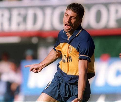 Archivbilder der Woche SPORT KW31 RECORD DATE NOT STATED Walter Samuel. Boca Juniors vs Union de Santa Fe. Futbol Argentina . Primera Division. 21 11 1999 *** Walter Samuel Boca Juniors vs Union de Santa Fe Argentine Soccer Argentina Primera Division 21 11 1999 Copyright: xxx