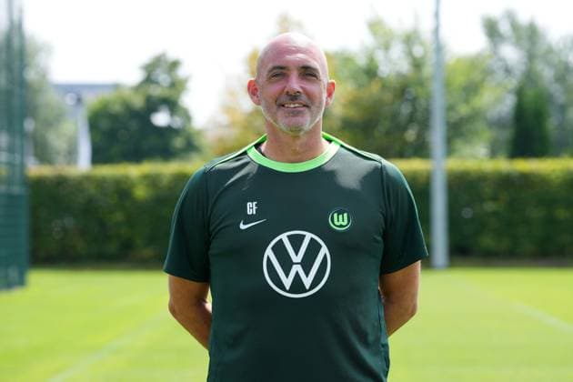 VfL Wolfsburg, Fototermin Wolfsburg, 25.07.2024, MediaDay, Fototermin, Portrait, Co-Trainer Craig Fleming (VfL Wolfsburg)