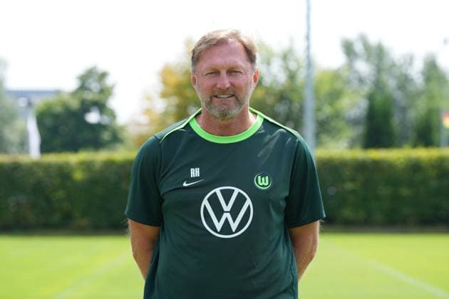VfL Wolfsburg, Fototermin Wolfsburg, 25.07.2024, MediaDay, Fototermin, Portrait, Cheftrainer Ralph Hasenhüttl (VfL Wolfsburg)