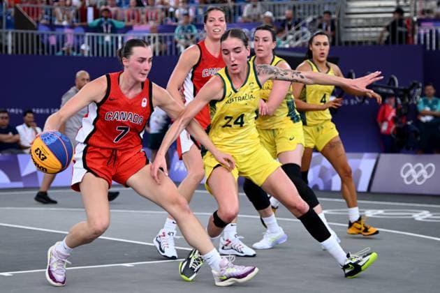 OLY24 3X3 BASKETBALL, Paige Crozon of Canada (left) and Anneli Maley of Australia (right) during the Women?s 3x3 Basketball match between Australia and Canada at La Concorde Urban Park as part of the 2024 Paris Summer Olympic Games, Olympische Spiele, Olympia, OS in Paris, France, Tuesday, July 30, 2024. ( NO ARCHIVING, EDITORIAL USE ONLY, NO USE IN BOOKS WITHOUT CONSENT PARIS FRANCE Copyright: xJOELxCARRETTx 20240731180068790651