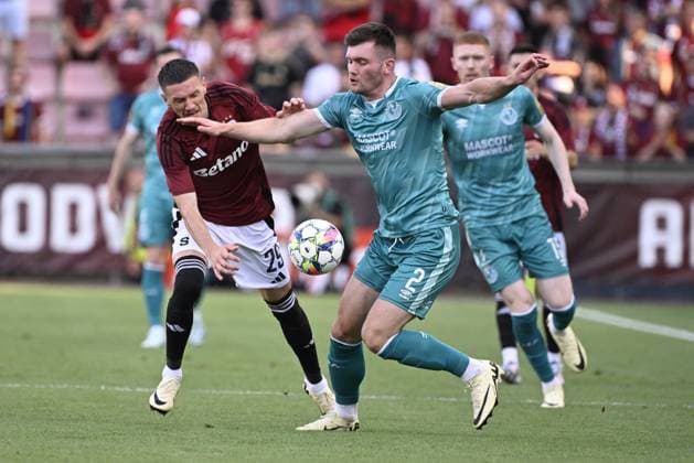 L-R Ermal Krasniqi (Sparta) and Joshua Honohan (Shamrock) in action during the AC Sparta Praha vs Shamrock Rovers return match of 2nd qualifying round for the UEFA Champions League, in Prague, Czech Republic, on July 30, 2024. (CTKxPhoto KaterinaxSulova) CTKPhotoP2024073010224  CTKPhotoP2024073010224