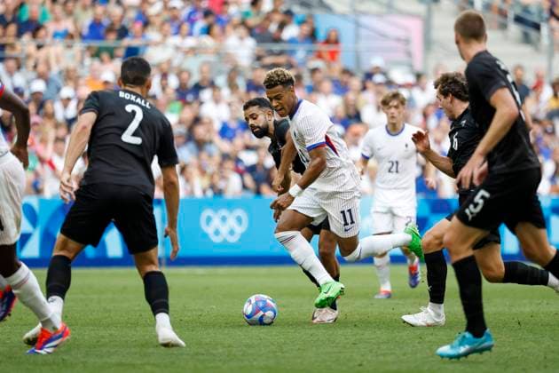 JEUX OLYMPIQUES PARIS 2024 PHOTOPQR LA PROVENCE SPEICH Frederic ; Marseille ; 30 07 2024 ; Jeux Olympiques Paris 2024 Tournoi de football olympique masculin Groupe A 3e journee Match Nouvelle-Zelande ( NZL ) - France ( FRA ) au Stade Velodrome de Marseille DOUE (FRA) - The Paris 2024 Summer Olympic Games, Olympische Spiele, Olympia, OS (Jul 26-Aug 11, 2024). - The Paris 2024 Summer Olympic Games (Jul 26-Aug 11, 2024).