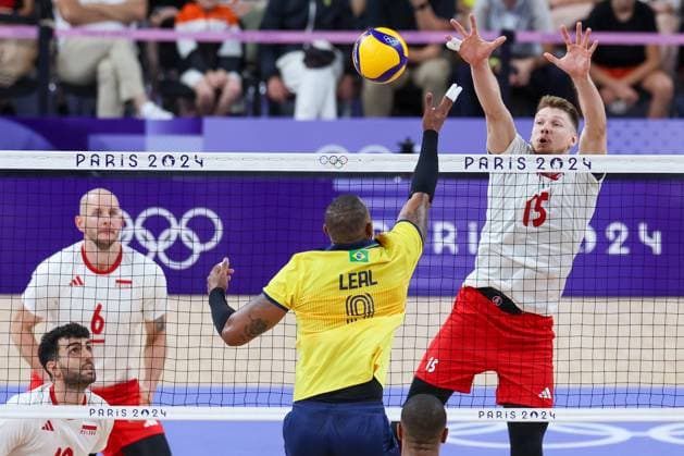 Volleyball - Olympic Games, Olympische Spiele, Olympia, OS Paris 2024: Day 5 Yoandy Leal Hidalgo, Jakub Kochanowski during Volleyball Men s Preliminary Round - Group C - match between Poland and Brazil on day five of the Olympic Games Paris 2024 at Paris Arena in Paris, France on July 31, 2024. Paris France  Copyright: xAndrzejxIwanczukx originalFilename:iwanczuk-volleyba240731_npyaW.jpg