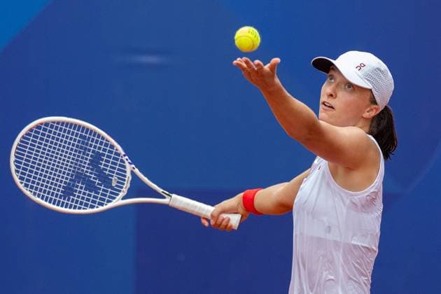 Tennis - Olympic Games, Olympische Spiele, Olympia, OS Paris 2024: Day 5 Iga Swiatek of Team Poland is playing against Danielle Collins of Team United States during the Women s Singles Quarter-final match on day five of the Olympic Games Paris 2024 at Roland Garros on July 31, 2024 in Paris, France Paris France  Copyright: xAndrzejxIwanczukx originalFilename:iwanczuk-tennisol240731_npDR9.jpg