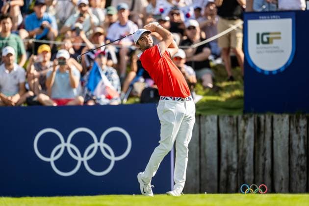 240801 Scottie Scheffler of USA competes in men s individual golf round 1 during day 6 of the Paris 2024 Olympic Games, Olympische Spiele, Olympia, OS on August 1, 2024 in Paris. Photo: Ludvig Thunman BILDBYRAN kod LT LT0653 golf olympic games olympics os ol olympiska spel olympiske leker paris 2024 paris-os paris-ol 6 bbeng usa Copyright: LUDVIGxTHUNMAN BB240801LT029