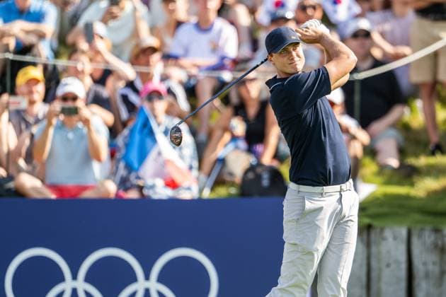 240801 Ludvig Aberg of Sweden competes in men s individual golf round 1 during day 6 of the Paris 2024 Olympic Games, Olympische Spiele, Olympia, OS on August 1, 2024 in Paris. Photo: Ludvig Thunman BILDBYRAN kod LT LT0653 golf olympic games olympics os ol olympiska spel olympiske leker paris 2024 paris-os paris-ol 6 bbeng sweden sverige Copyright: LUDVIGxTHUNMAN BB240801LT039
