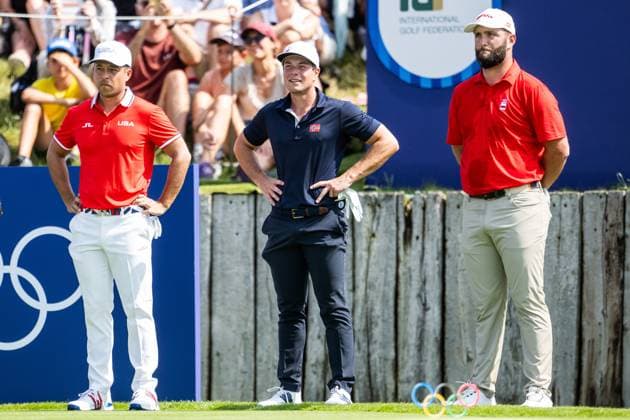 240801 Xander Schauffele of USA, Viktor Hovland of Norway and John Rahm of Spain compete in men s individual golf round 1 during day 6 of the Paris 2024 Olympic Games, Olympische Spiele, Olympia, OS on August 1, 2024 in Paris. Photo: Ludvig Thunman BILDBYRAN kod LT LT0653 golf olympic games olympics os ol olympiska spel olympiske leker paris 2024 paris-os paris-ol 6 bbeng norge norway usa spanien spain Copyright: LUDVIGxTHUNMAN BB240801LT072