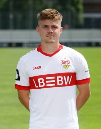 Stuttgart , Fototermin ,Frederik Schumann ; VfB Stuttgart II ;3.Liga Porträttermin 2024 2025
