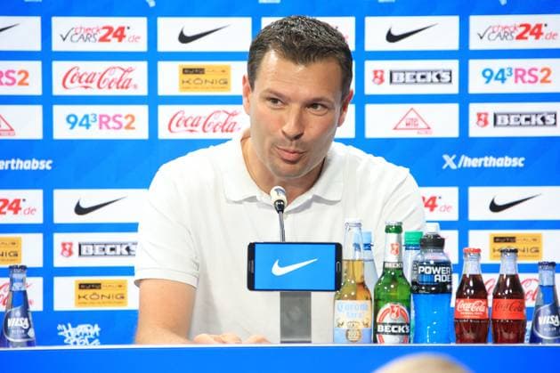 DEU, DFL, 2. FBL, Hertha BSC, Pressekonferenz, 01.08.2024, Hertha-Geschaeftsstelle, Berlin, DEU, DFL, 2. FBL, Hertha BSC, Pressekonferenz, im Bild Benjamin Weber (Sportdirektor, Hertha BSC Berlin) DFL - regulations prohibit any use of Photographs as image sequences and or quasi-video Foto: Juergen Engler nordphoto GmbH